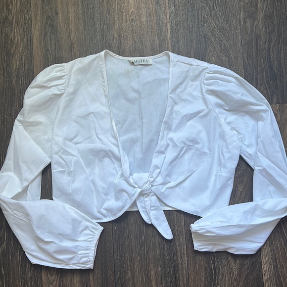 SUSIE IN WHITE COTTON - Picture 2 of 6